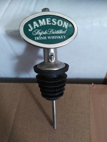Pissette bec verseur whisky - bec,