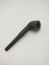 Ancienne pipe en bois, Racine