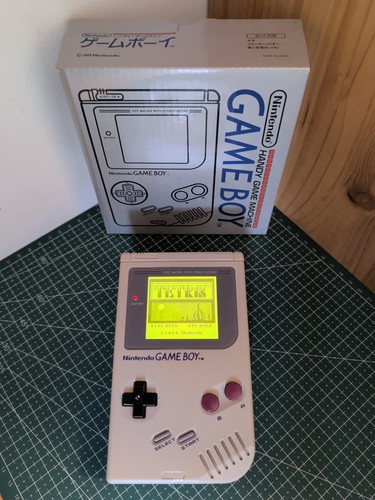 Nintendo game boy console - game,