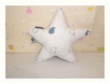 ⑰ - Doudou Coussin Etoile