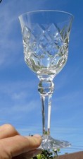 Val Saint Lambert? Lemberg? Verre à vin rouge en cristal taillé Haut. 17 cm