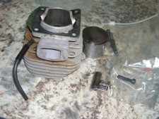 Jonsered 625 2 ll  piston cylinder READ DESCRIPTION chainsaw part only  bin  752