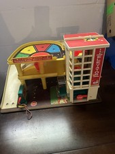 Retro Fisher Price Parking Ramp Service Center Garage.