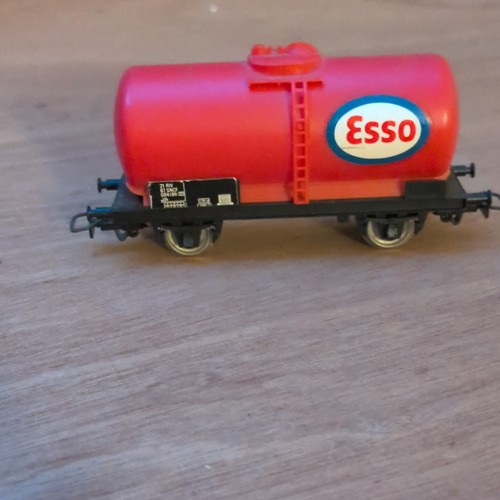 Wagon citerne esso - wagon-citerne,