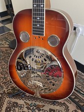 Rogue square neck resonator