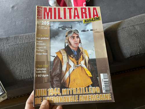 Magazine militaria numero 205