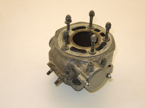 Cylindre haut moteur - , valve