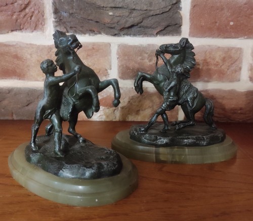 Paire chevaux marly en - de,
