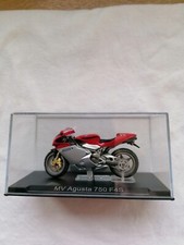 moto altaya 1/24 mv agusta 750 f4s