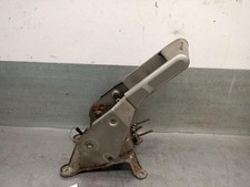 8200273005 LEVIER DE FREIN À