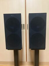 KEF R3 Speaker Pair Black Gloss