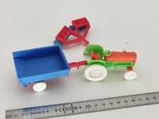 NOREDA JOUETS DE BAZAR ANCIENS TRACTEUR REMORQUE ET HERSE  +++