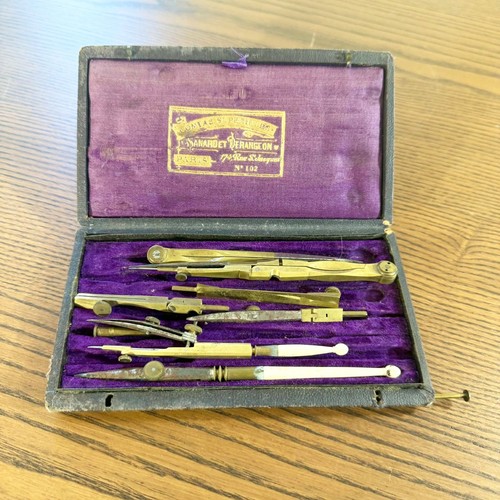 Ancien coffret géométrie - ancien,