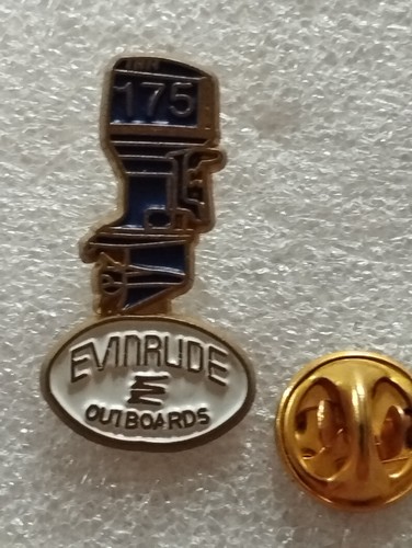 Pin moteur bateau - pin's, de
