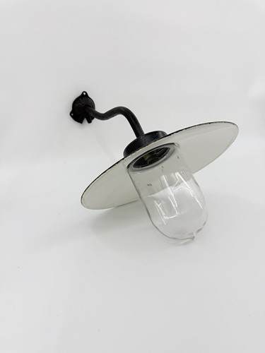 Lampe cour ancienne - lampe,