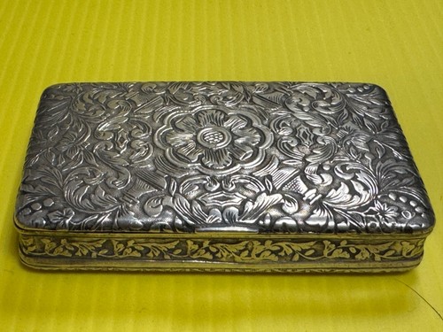 Boîte argent vermeil à - boÎte,