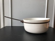 Vintage ancienne casserole