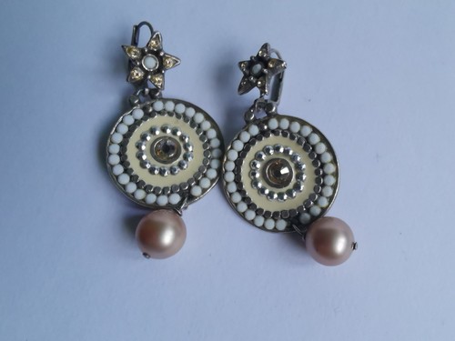 Boucles oreilles avec strass - avec,