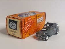 Citroën 2 CV AZU Autour du