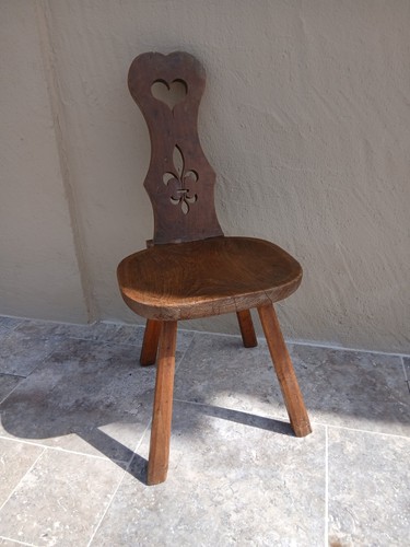Chaise bois sculptée - chaise, design