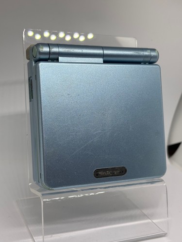 Gameboy advance sp - 🌸,