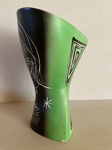 Vase femme sgraffito bicolore