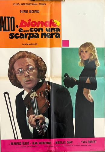 Grand blond avec une - avec,