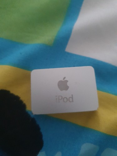 Apple ipod shuffle aucin - shuffle,