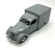 43987 NOREV / PEUGEOT 202 VAN P.T.T GREY 1/43