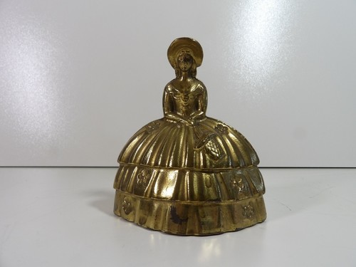 Cloche sonnette table femme - table,
