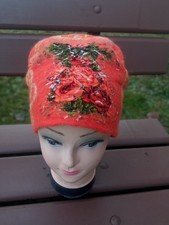 Bonnet en laine mérinos orange feutrée pour femme. chapeau en laine feutrée...