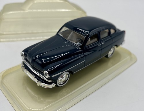 Ford vedette 1953 bleu nuit - vedette,