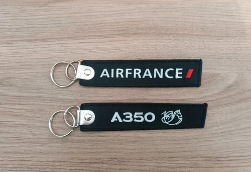 Porte clé brodé avion flamme - clé,