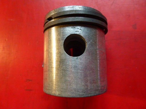 Piston rene gillet 100 - piston, cc