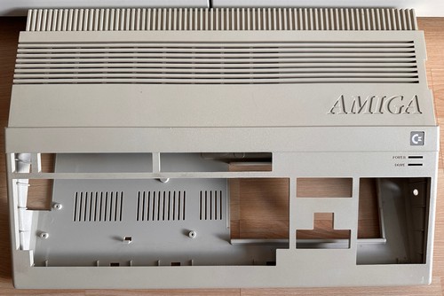 Commodore amiga 500 - amiga, boîtier