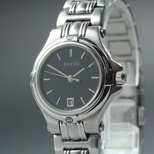 Presque comme neuf montre - [presque,