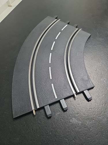 Rail coube pour circuit - 1/60°,