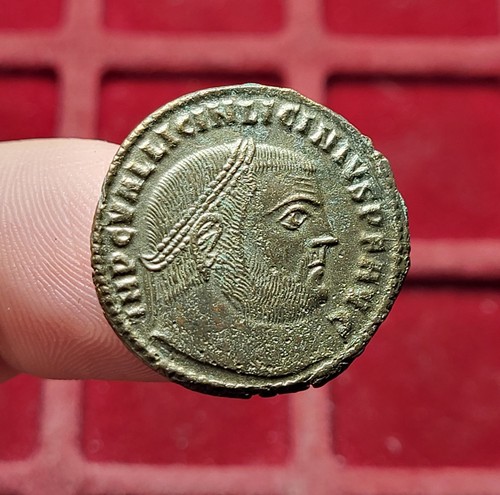 112 licinius follis - #112-3,