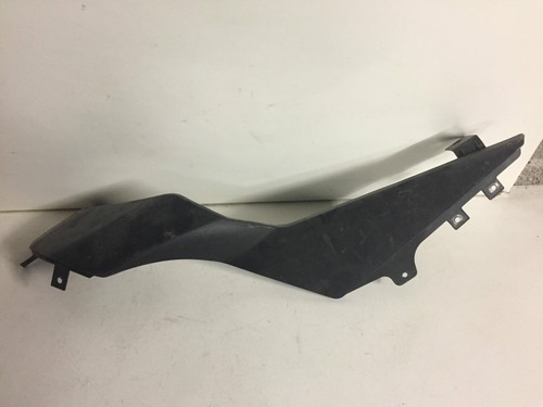 Cache lateral carenage - lateral,
