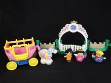 Fisher-Price Little People soirée au bal vintage 2005 avec calèche, chapelle,