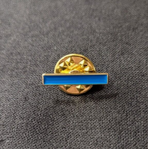 Rappel boutonnière émaillé