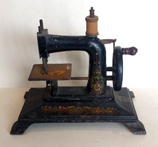 Machine à coudre ancienne