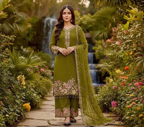 Ensemble salwar kameez - salwar, prêt