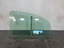 Vitre avant droit RENAULT