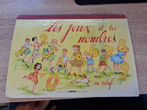 Ancien livre pop - ancien, pop-up