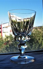 *3081* 1 Burgundy glass crystal Saint Louis signed 