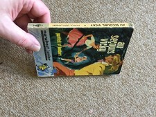 MARABOUT MADEMOISELLE 72 PATRICK ST LAMBERT VICKY au secours eo