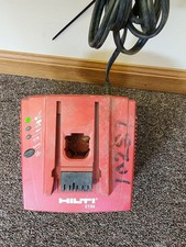 HILTI C7/24 BATTERY CHARGER