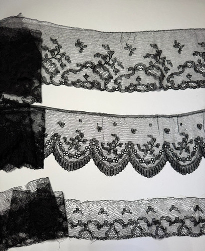 Dentelle ancienne - ancienne,
