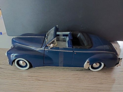 Voiture miniature peugeot - miniature, 203